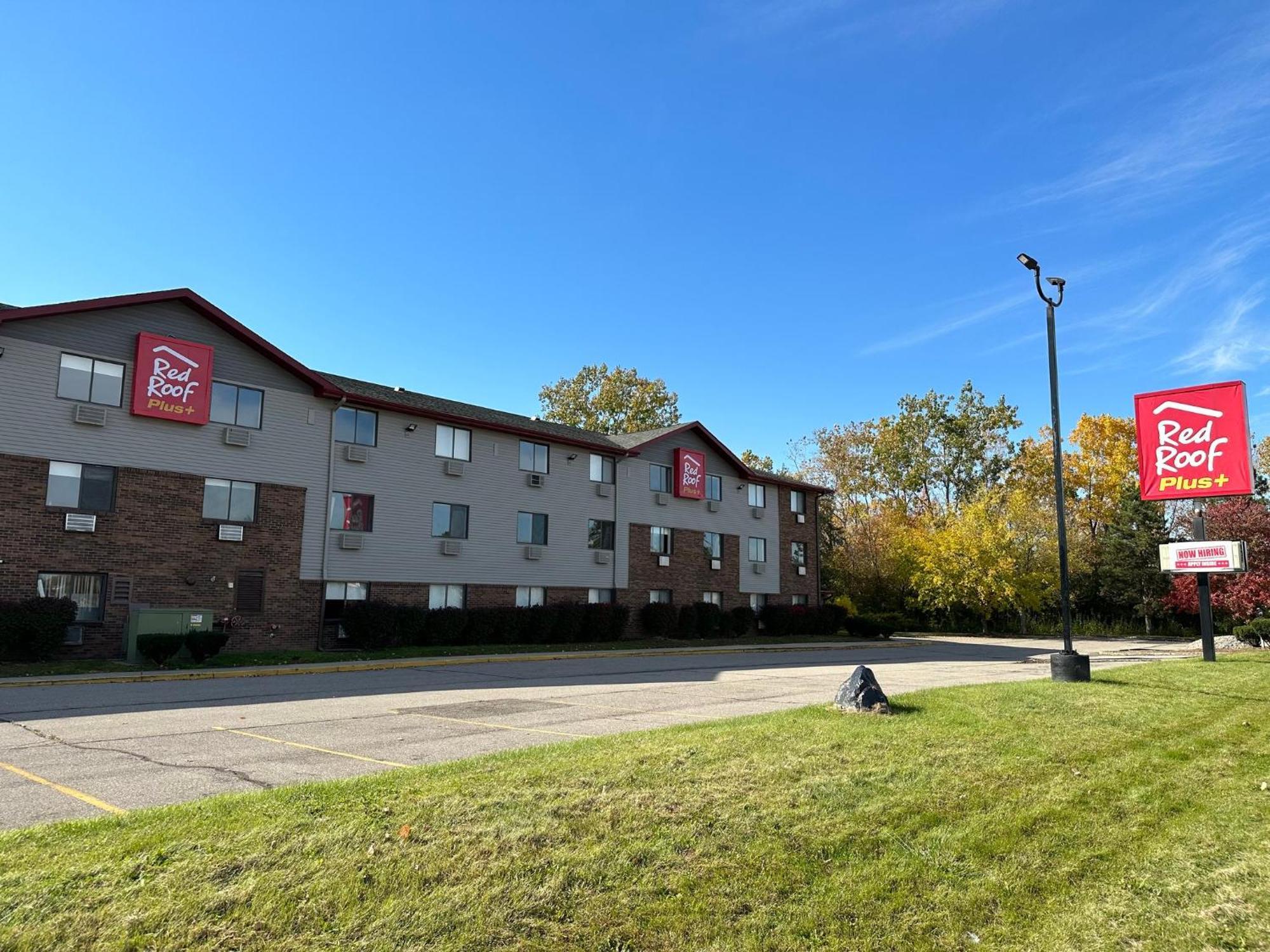 Red Roof Plus Belleville Exterior foto